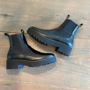 FRENCH CONNECTION Chelsea Boots - Size 8